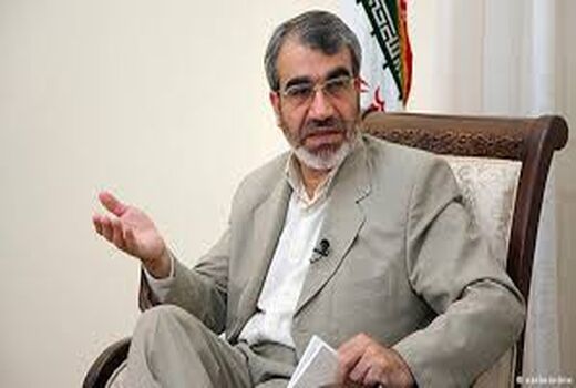وزیر سابق پای کنوانسیون پالرمو را به سیاست کشاند