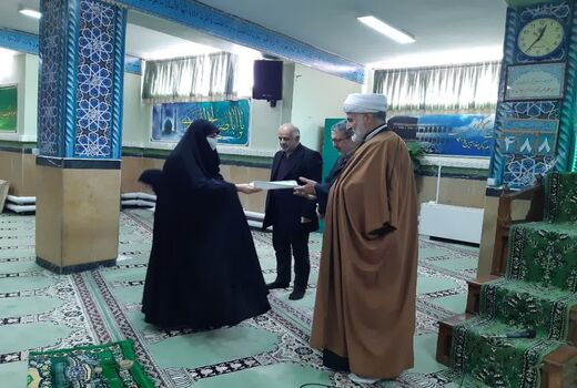 تجلیل از ۱۳۰ کارمند زن سازمان جهاد کشاورزی استان قزوین به مناسبت ولادت حضرت فاطمه (س)