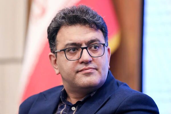 لزوم حرکت به سمت خرید قراردادی گندم/فرهنگ‌سازی؛ شرط توسعه مصرف آرد و نان کامل
