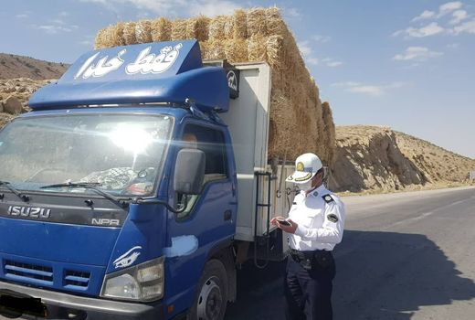  توقیف 6 دستگاه خودروی حامل محصولات کشاورزی غیر مجاز در سیروان
