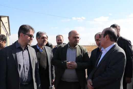 بازدید استاندار قزوین از انبار شرکت پشتیبانی امور دام استان