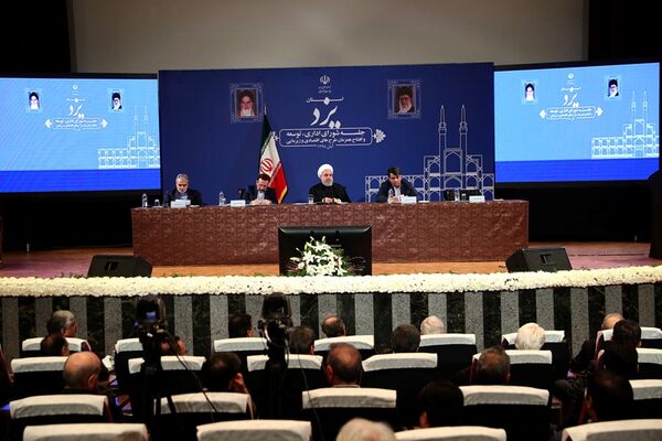 افتتاح همزمان و آغاز عملیات اجرایی 169 پروژه عمرانی و تولیدی بخش کشاورزی استان یزد