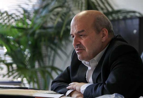 در راس کاری بمانید که به آن باور دارید