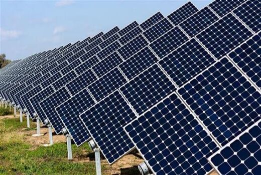 واگذاری 5 هزار و 300 هکتار زمین برای توسعه نیروگاه خورشیدی در سمنان