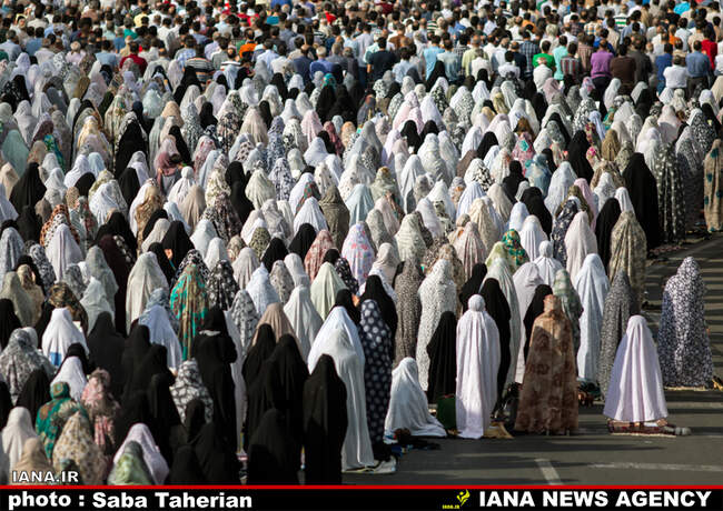 اقامه نماز عید فطر در دهکده المپیک