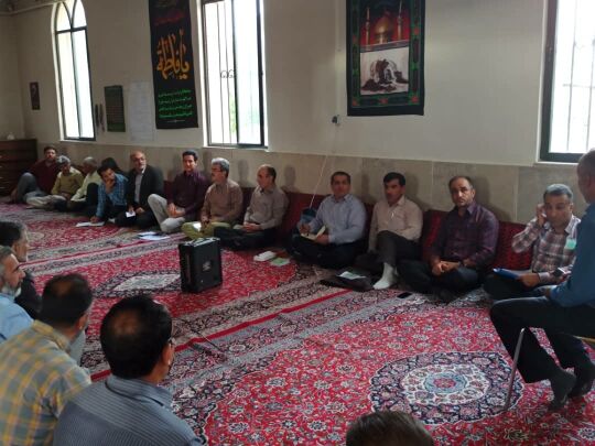 برگزاری نشست توجیهی تشکیل تعاونی تولید و تعاونی سهامی زراعی درشهرستان آبیک