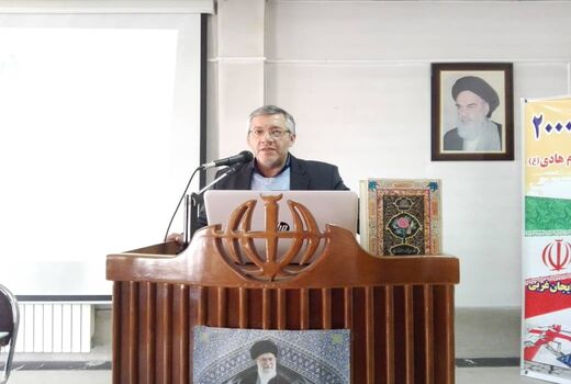 تعاون روستایی در پیشانی خدمت به کشاورزان و روستاییان قرار دارد