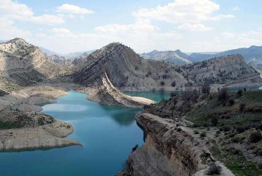 سرمایه‌گذاری ۲۳۰ میلیارد تومانی برای مهار آب‌های پایین دست سدهای ایلام