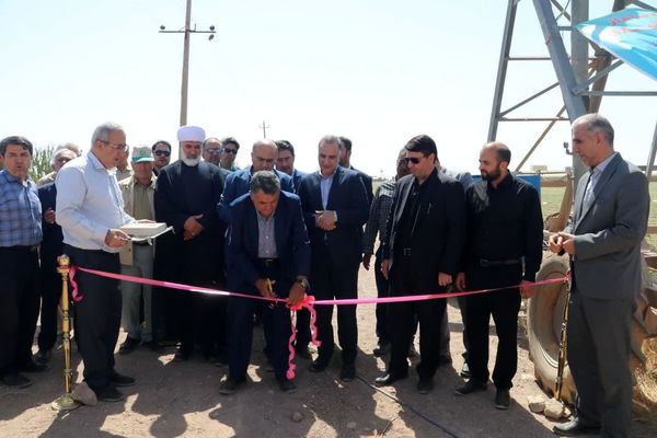 با حضور معاون وزیرجهادکشاورزی ۵۷ طرح تولیدی کشاورزی در استان قزوین افتتاح شد