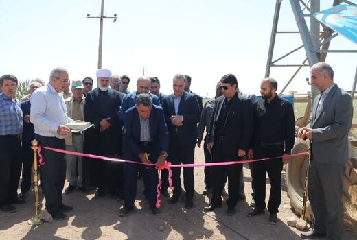 با حضور معاون وزیرجهادکشاورزی ۵۷ طرح تولیدی کشاورزی در استان قزوین افتتاح شد