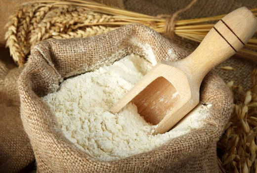 واقعی شدن قیمت آرد صنایع به قاچاق این کالا پایان می‌دهد