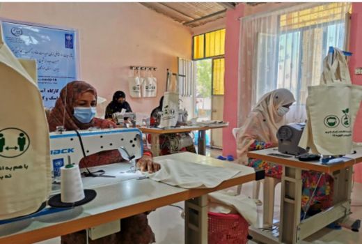 کسب و کارهای آسیب دیده کوچک زنان روستایی در اثر بیماری کرونا حمایت می‌شود