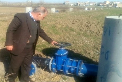 رفع نواقص عملیات اجرائی طرح ساخت شبکه فرعی  آبیاری کم فشار در لاریجان خداآفرین