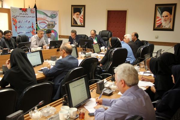 دوره آموزشی تامین وتهیه مواد ژنی برگزار شد