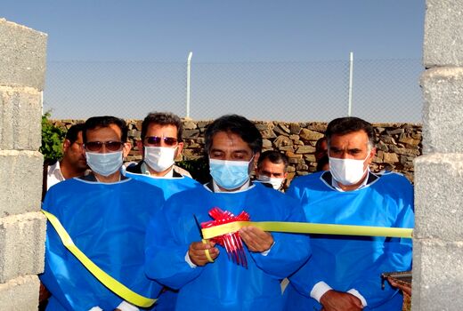 افتتاح پروژه واکسیناسیون دام سنگین علیه بیماری تب برفکی و طیور بومی در شهرستان درمیان