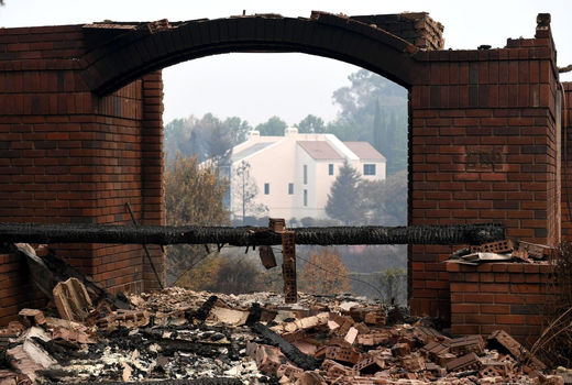 آتش‌سوزی گسترده در کالیفرنیا 