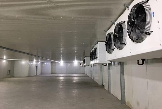 بهره‌برداری از سردخانه پنجم مهر آبادان هم‌زمان با دهه مبارک فجر