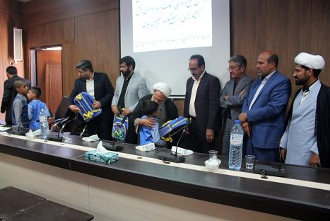 توزیع هدایای کمک آموزشی توسط جهاد کشاورزی شهرستان فهرج