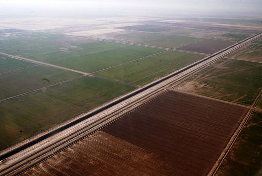 افتتاح فاز اول طرح احیای اراضی خوزستان 