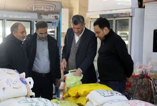 تشدید نظارت بر بازار شهرستان آبیک / تمرکز بر قیمت‌ها و توزیع کالاهای اساسی