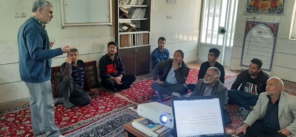 آشنایی عشایر رامهرمزی با اصول پرواربندی گوسفند و بز