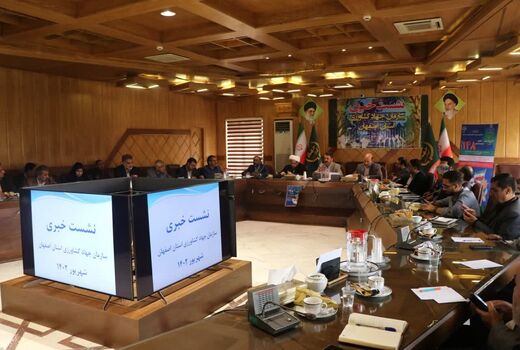 کسب رتبه اول اصفهان در تولید محصولات پروتئینی وابسته به دام و طیور در کشور