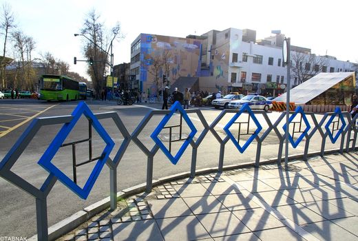 بررسی مجدد رفع موانع فلزی و مسیرسازی برای نابینایان 