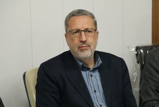 کارکنان امور اراضی در برخورد با متخلفان نیازمند انگیزه‌های تشویقی هستند