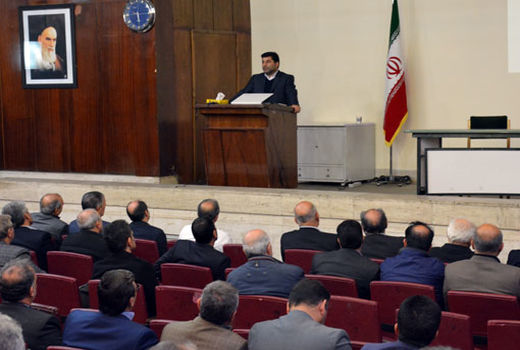 وجود خاک سالم و غنی، مستلزم رونق تولید و توسعه اقتصادی هر کشوری است