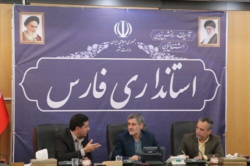 بیش از 2 هزار هکتار گلخانه در فارس در دست احداث است