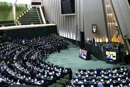 بیانیه ۱۶۰ نفر از نمایندگان مجلس در حمایت از تولید مرغ لاین آرین ایرانی