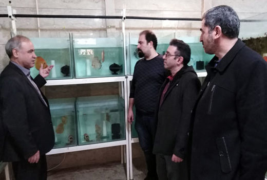 تکثیرو پرورش سالانه 200هزار قطعه ماهی زینتی دیسکاس در آذربایجان شرقی