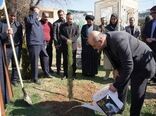 به مناسبت گرامیداشت ۱۵ اسفندماه، روز درختکاری مراسم کاشت نهال با حضور استاندار  قزوین برگزار شد