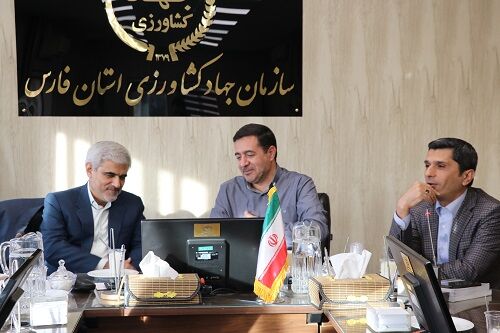 فارس عزم جدی در رفع تداخلات کشاورزی دارد