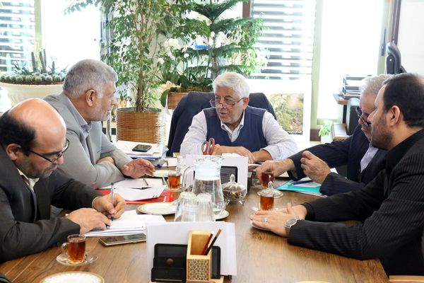 توسعه گلخانهها از سیاستهای راهبردی وزارت جهاد کشاورزی است