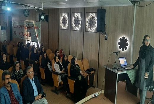 آشنایی عشایر بهبهان با  پرورش مرغ بومی