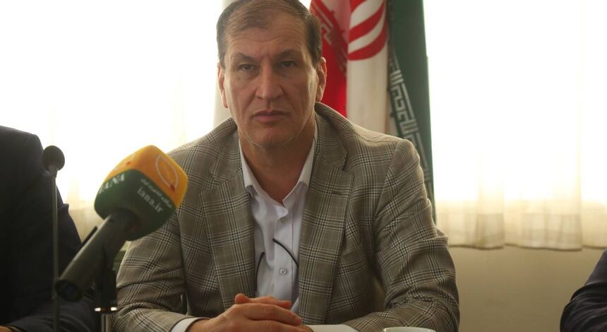 دولت سیاست‌گذاری کند؛ بخش خصوصی میدان توسعه گیاهان دارویی را در دست بگیرد