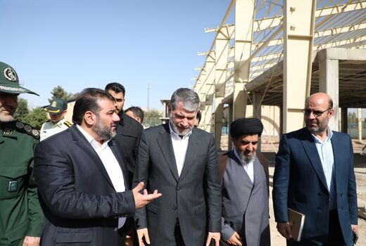 بازدید وزیر جهاد کشاورزی از  برخی  پروژه های فلاورجان
