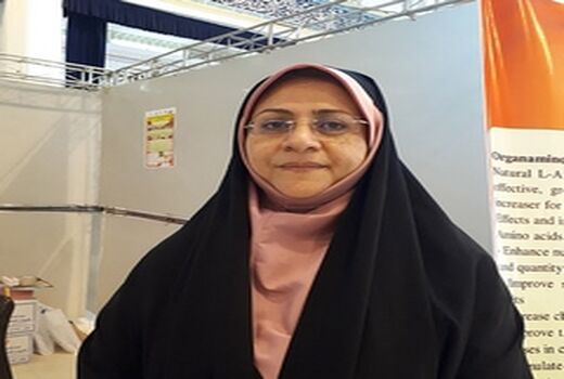 بانوی چهارمحالی کارآفرین برتر ملی فناوری پیشرفته کشور