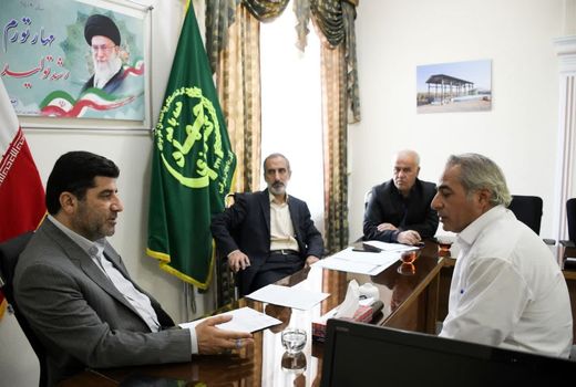 حضور بی‌واسطه و پُرحجم مسئولان در میان مردم 