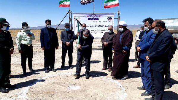 آغاز عملیات اجرایی فاز دوم مجتمع گلخانه‌ای نهبندان  