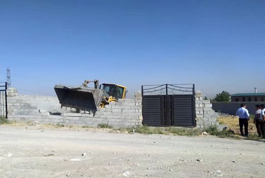 تخریب و قلع وقمع بیش از 75 مورد تغییر کاربری غیرمجاز در اراضی اسفهلان شهرستان تبریز