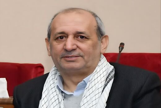 دفاع مقدس مدرسه عزت، استقلال و ایثار بود