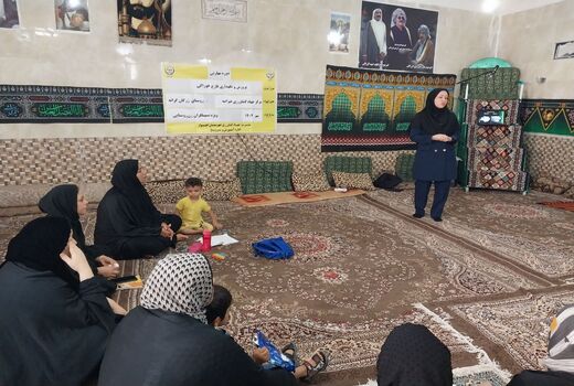 آشنایی زنان روستایی اهواز با تولید قارچ خوراکی