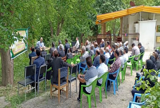  برگزاری کارگاه آموزشی مراقبت‌های بعد از پیوند درختان گردو در کلیبر