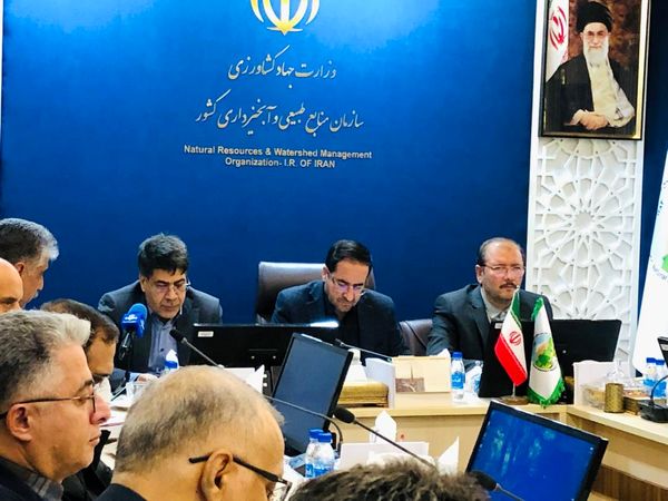 تاکید بر همکاری‌های فرامرزی و مشارکت مردمی در نشست کارگروه مقابله با بیابان‌زایی