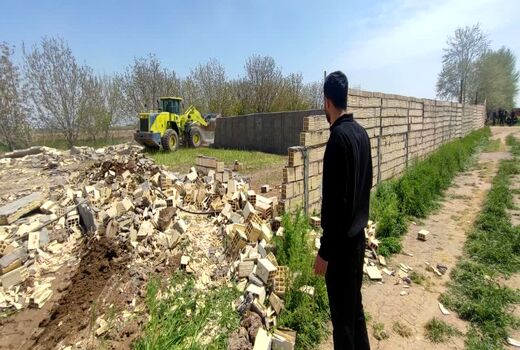 آزادسازی ۴ هکتار اراضی کشاورزی شهرستان البرز با قلع‌وقمع ۱۶ بنای غیرمجاز 