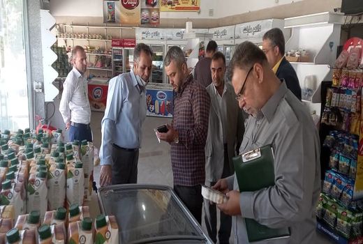 بازرسی از نحوی توزیع کالاهای اساسی تنظیم بازار به مناسبت هفته جهاد کشاورزی در شاهرود