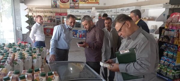 بازرسی از نحوی توزیع کالاهای اساسی تنظیم بازار به مناسبت هفته جهاد کشاورزی در شاهرود