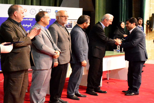 تجلیل از همراهی و امدادرسانی مهندس فتحی در مناطق زلزله‌زده میانه و سراب